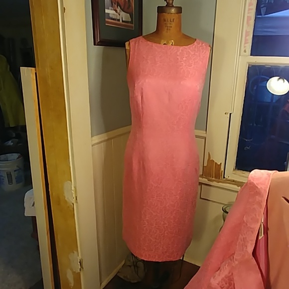 Talbots old lady looking pink silk suit - Picture 8 of 14